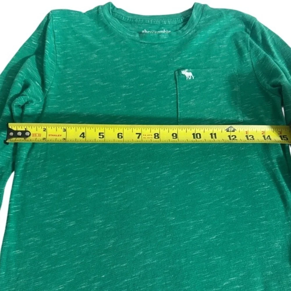 Abercrombie Kids Green Slub Knit Long Sleeve Pocket Tee Shirt Boys Size 9/10